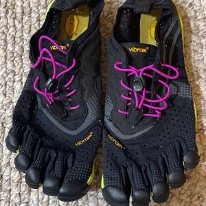 Vibram five finger hiking shoes